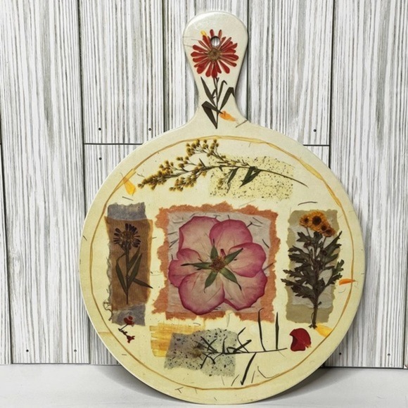 Vintage Other - Vintage Melamine Floral Round Hanging Decorative Chopping Board